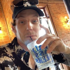 Meet your Posher, Dillon